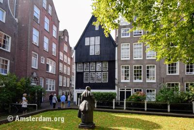 Begijnhof 34, Oudste huis, Amsterdam