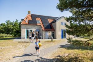 Familieboerderij met privé binnenzwembad en sauna | 12 personen