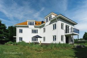 Appartement Deluxe Jacuzzi 4 - Noordwijkse Duinen
