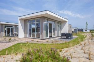 Pavilion 4 - Poort van Zeeland - 1
