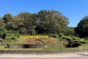 Bloemenuurwerk (July 2026) - #1