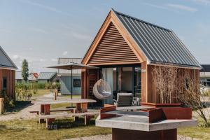 Tiny House 2 - Beach Resort Nieuwvliet-Bad - 1