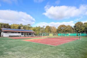 Tennisbanen Oost & West - 1