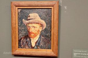 item Van Gogh Museum