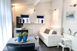 J.W. Schuurmanstraat 72