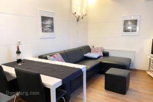 J.W.schuurmanstraat 66