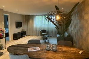 Ooststraat 8a - 1