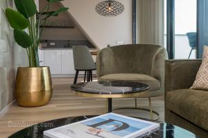 Ooststraat 8b - 1